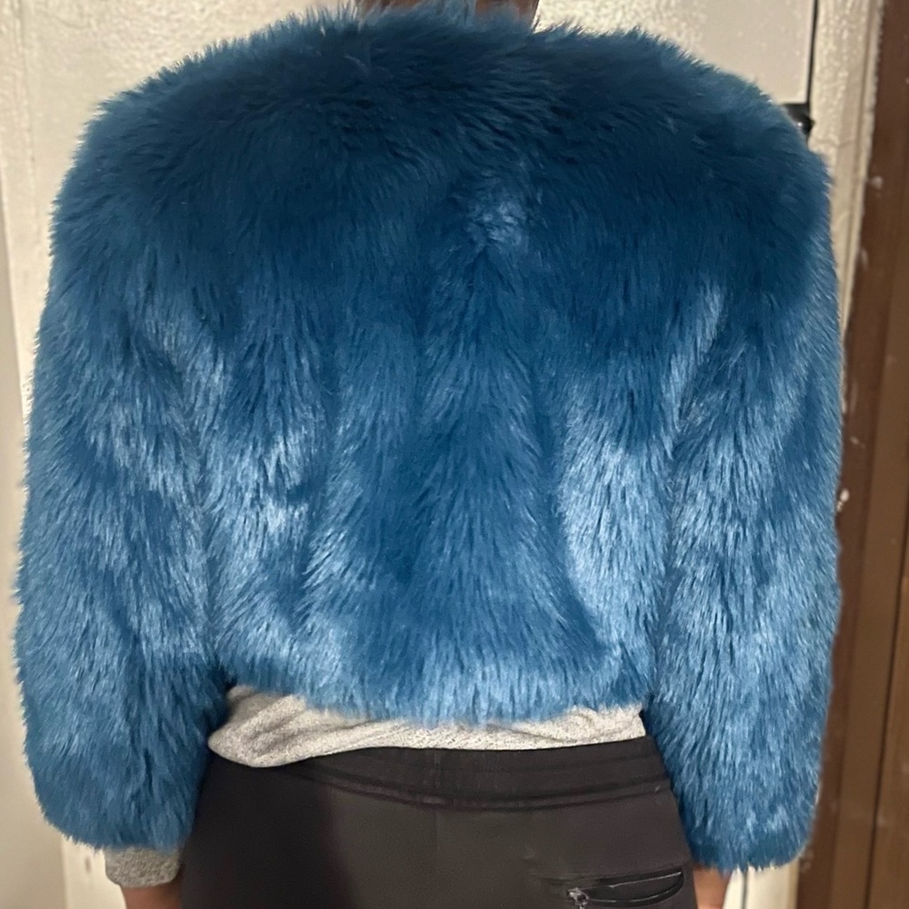 Turquoise Faux fur